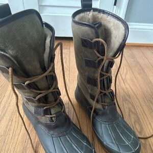 Tory Burch Winter Boots